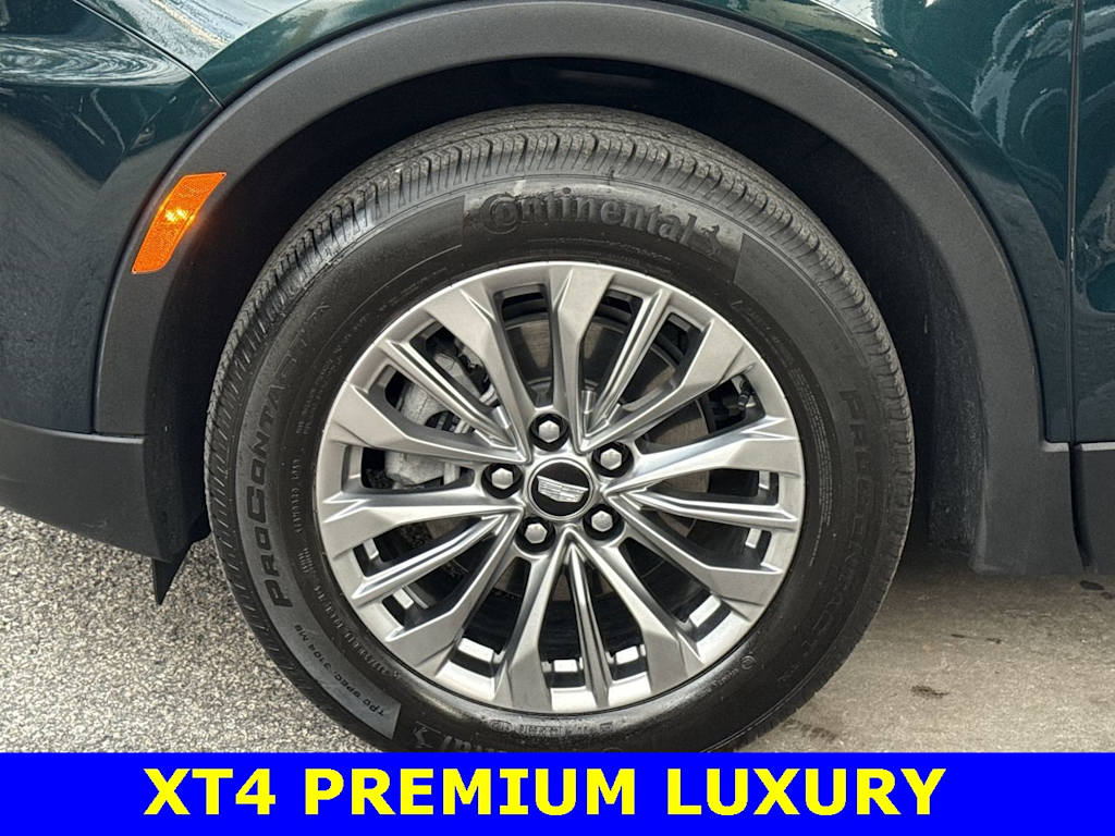 Thumbnail: 2024 Cadillac XT4 - 8