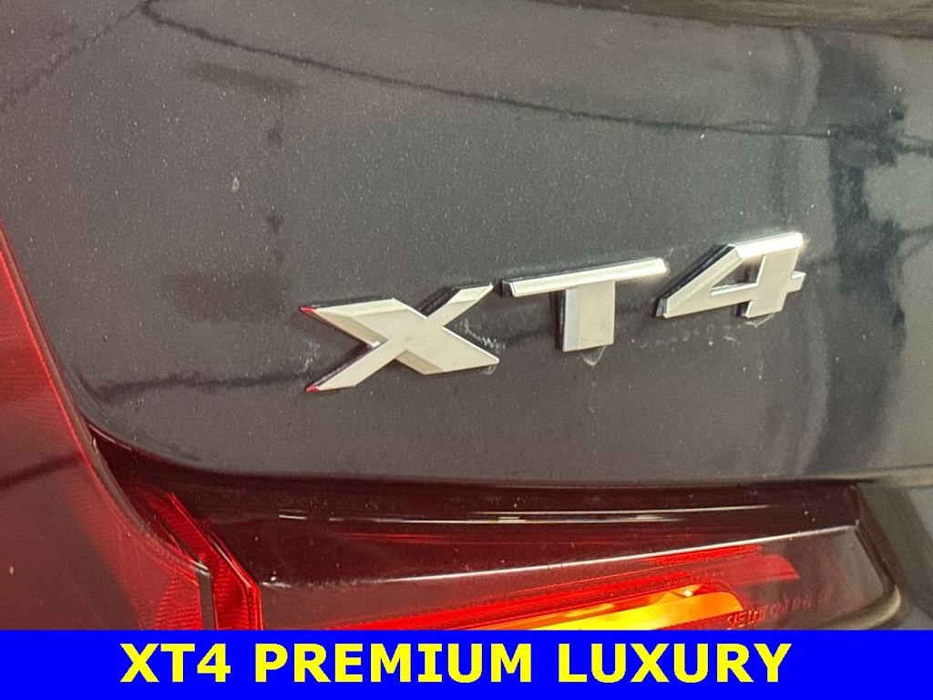 Thumbnail: 2024 Cadillac XT4 - 7