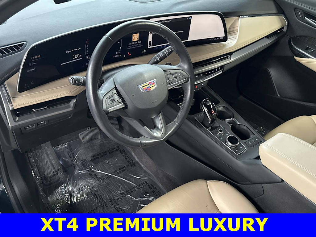 Thumbnail: 2024 Cadillac XT4 - 2