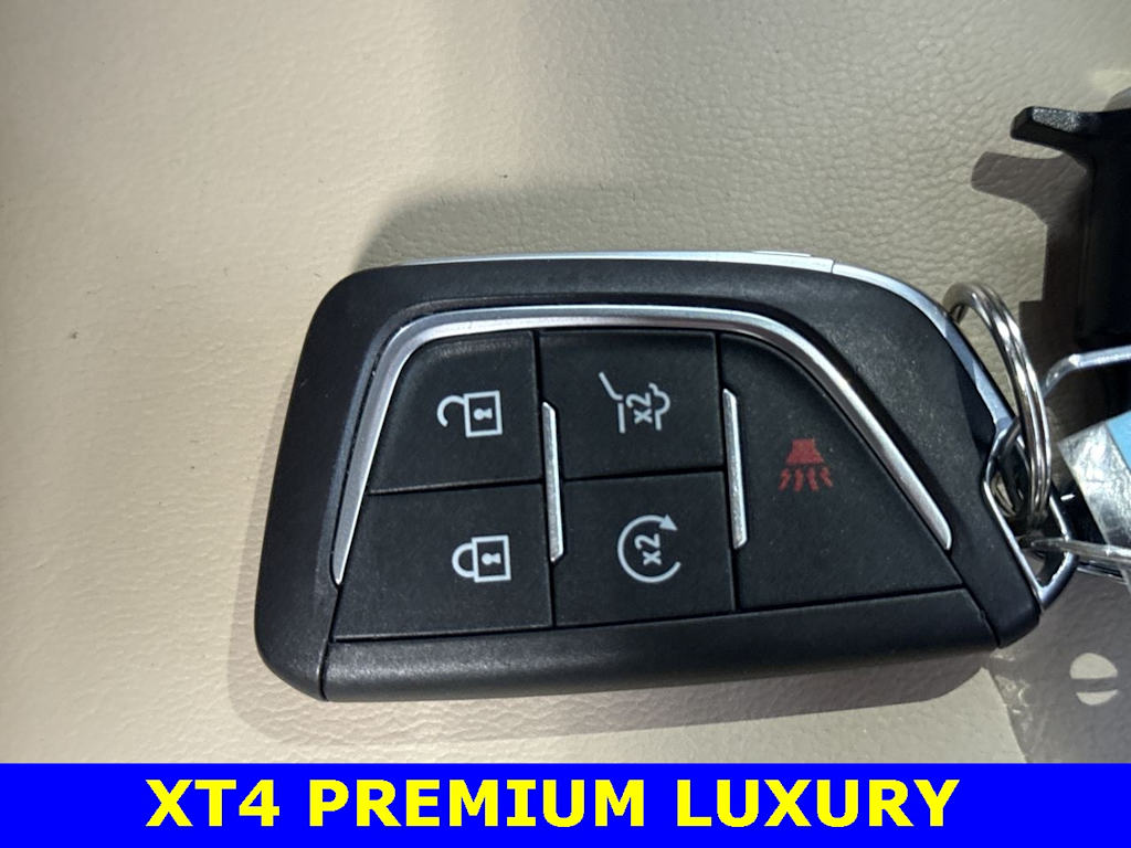 Thumbnail: 2024 Cadillac XT4 - 29