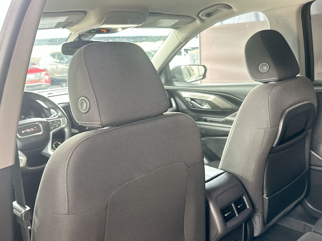 Thumbnail: 2023 GMC Terrain - 12