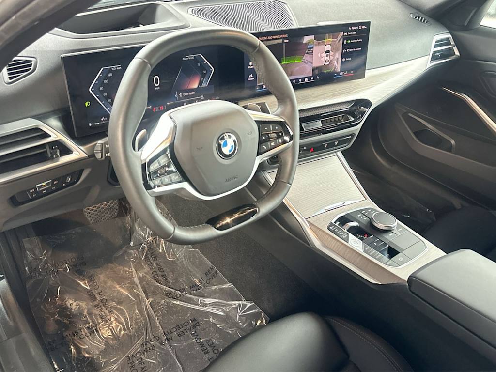 Thumbnail: 2025 BMW 3 Series - 2