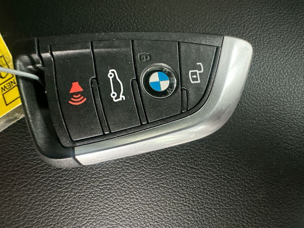 Thumbnail: 2025 BMW 3 Series - 19
