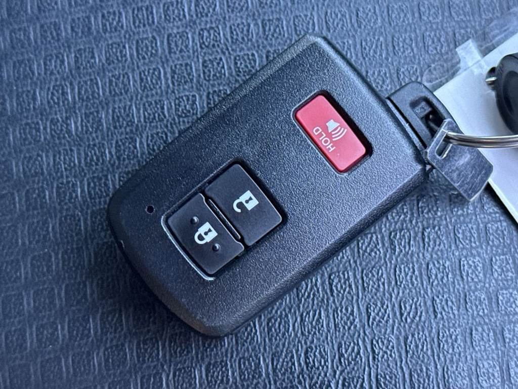 Thumbnail: 2023 Toyota Tacoma - 18