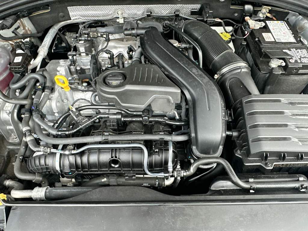 Thumbnail: 2022 Volkswagen Jetta - 9