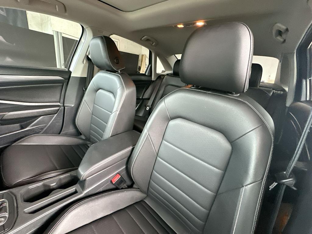 Thumbnail: 2022 Volkswagen Jetta - 11