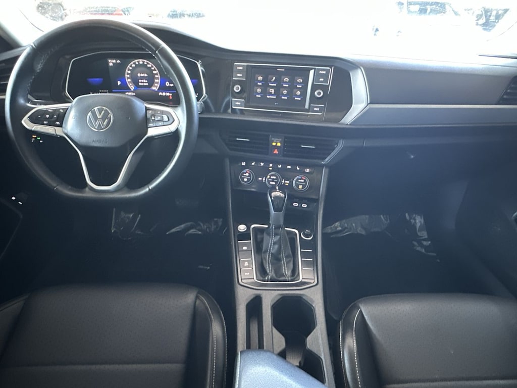 Thumbnail: 2022 Volkswagen Jetta - 14