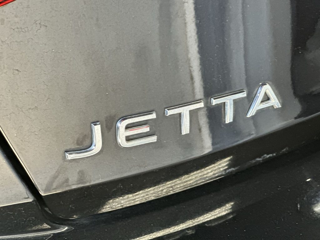 Thumbnail: 2022 Volkswagen Jetta - 7