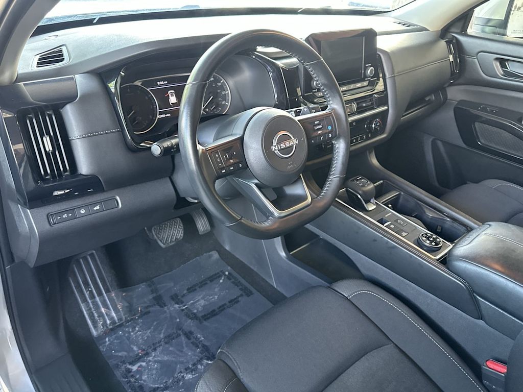 Thumbnail: 2025 Nissan Pathfinder - 2