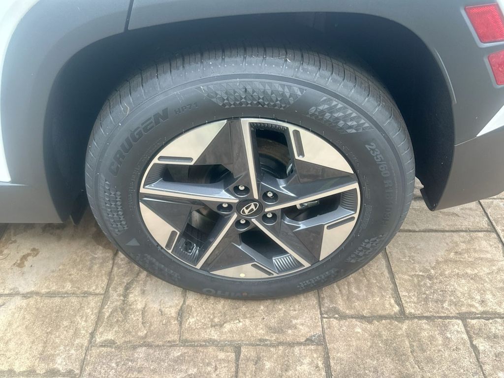Thumbnail: 2026 Hyundai Tucson - 8