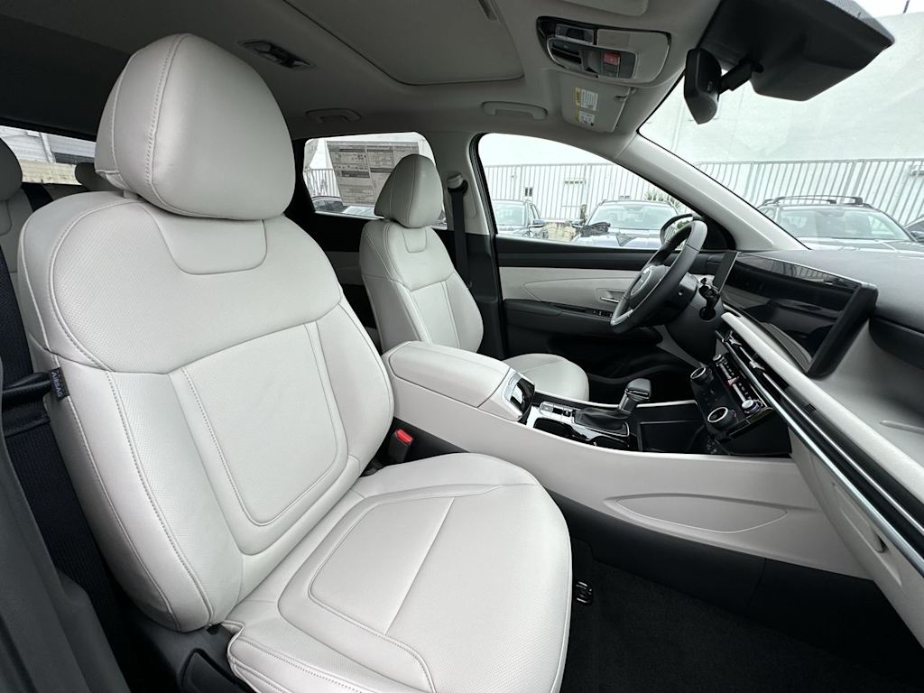 Thumbnail: 2025 Hyundai Tucson - 12