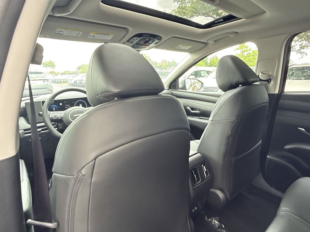 Thumbnail: 2025 Hyundai Tucson - 10