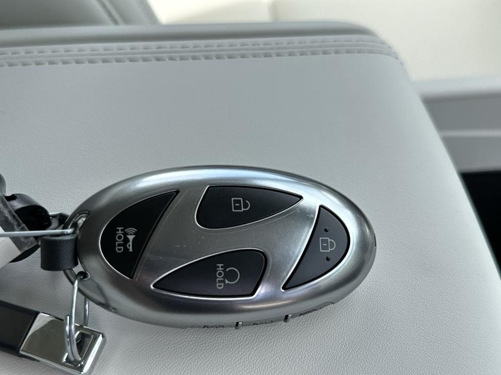 Thumbnail: 2025 Hyundai Santa Fe - 28