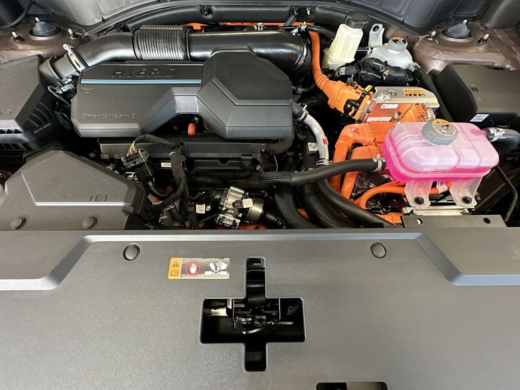 Thumbnail: 2025 Hyundai Santa Fe - 8