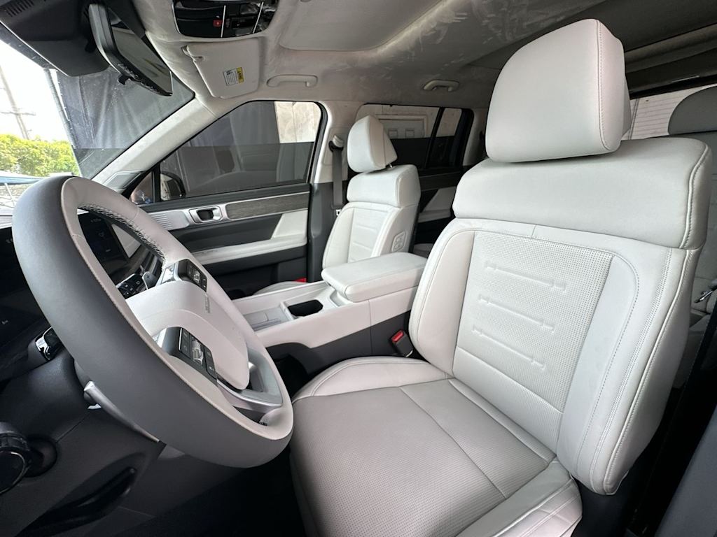 Thumbnail: 2025 Hyundai Santa Fe - 10