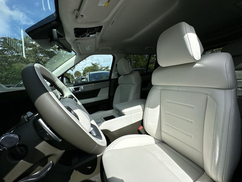 Thumbnail: 2025 Hyundai Santa Fe - 9