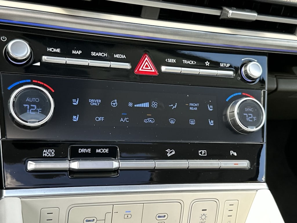 Thumbnail: 2025 Hyundai Santa Fe - 26