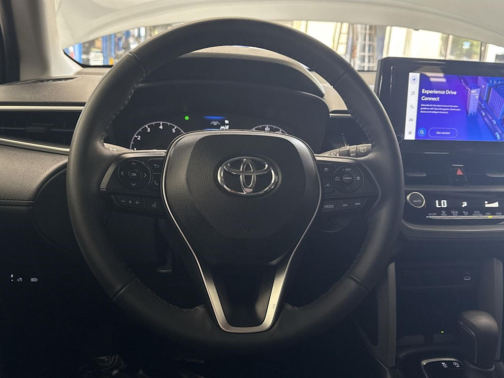 Thumbnail: 2024 Toyota Corolla Cross - 10