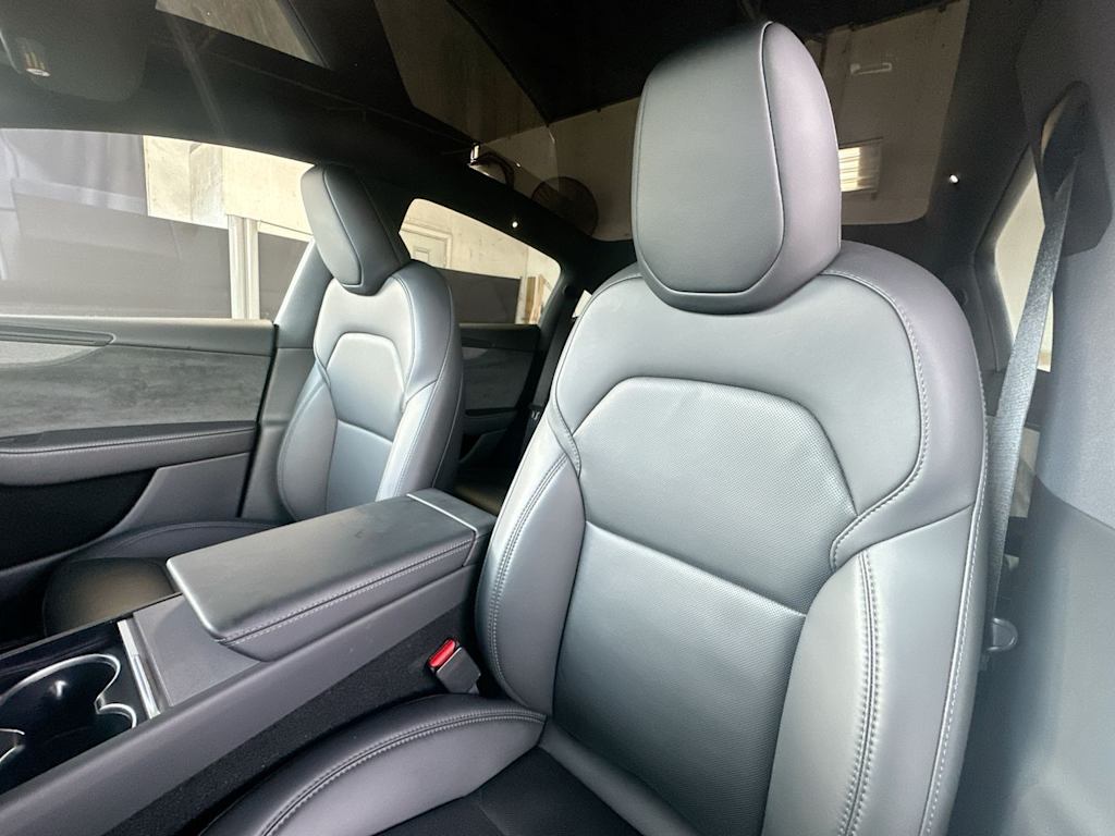 Thumbnail: 2026 Tesla Model Y - 10