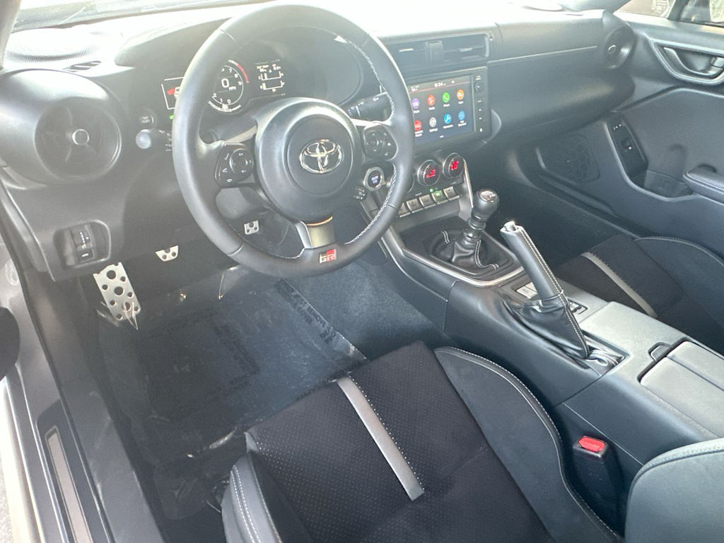 Thumbnail: 2025 Toyota GR86 - 2