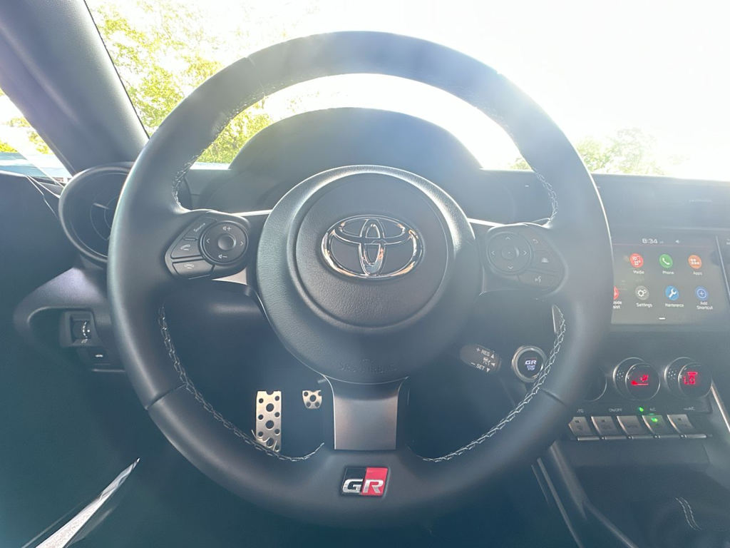 Thumbnail: 2025 Toyota GR86 - 10
