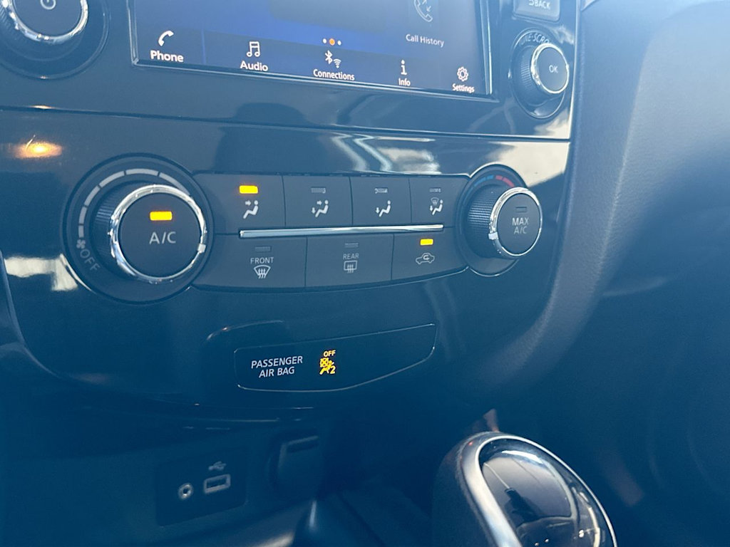 Thumbnail: 2020 Nissan Rogue Sport - 27