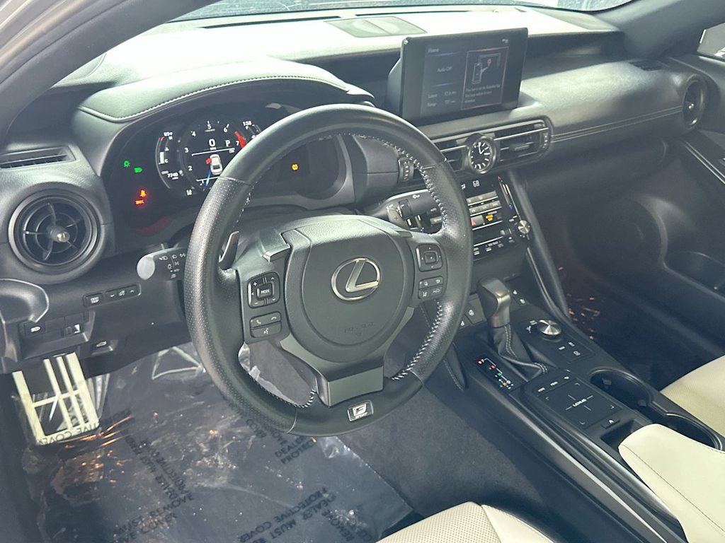 Thumbnail: 2025 Lexus ES - 2