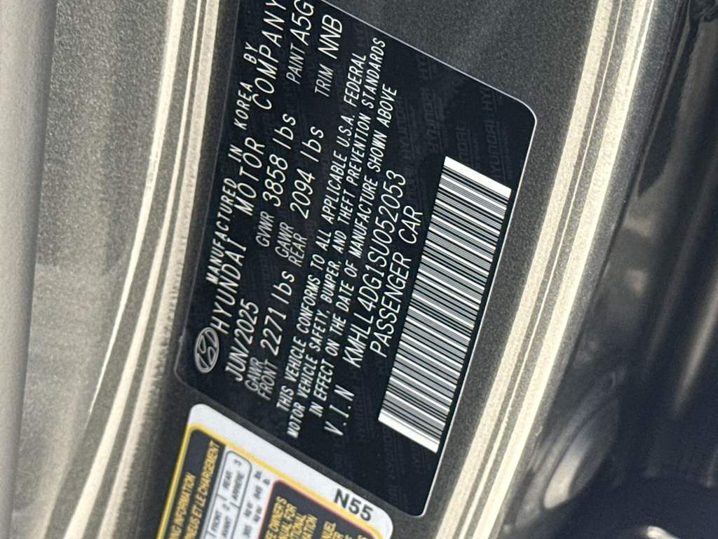 Thumbnail: 2025 Hyundai Elantra - 19