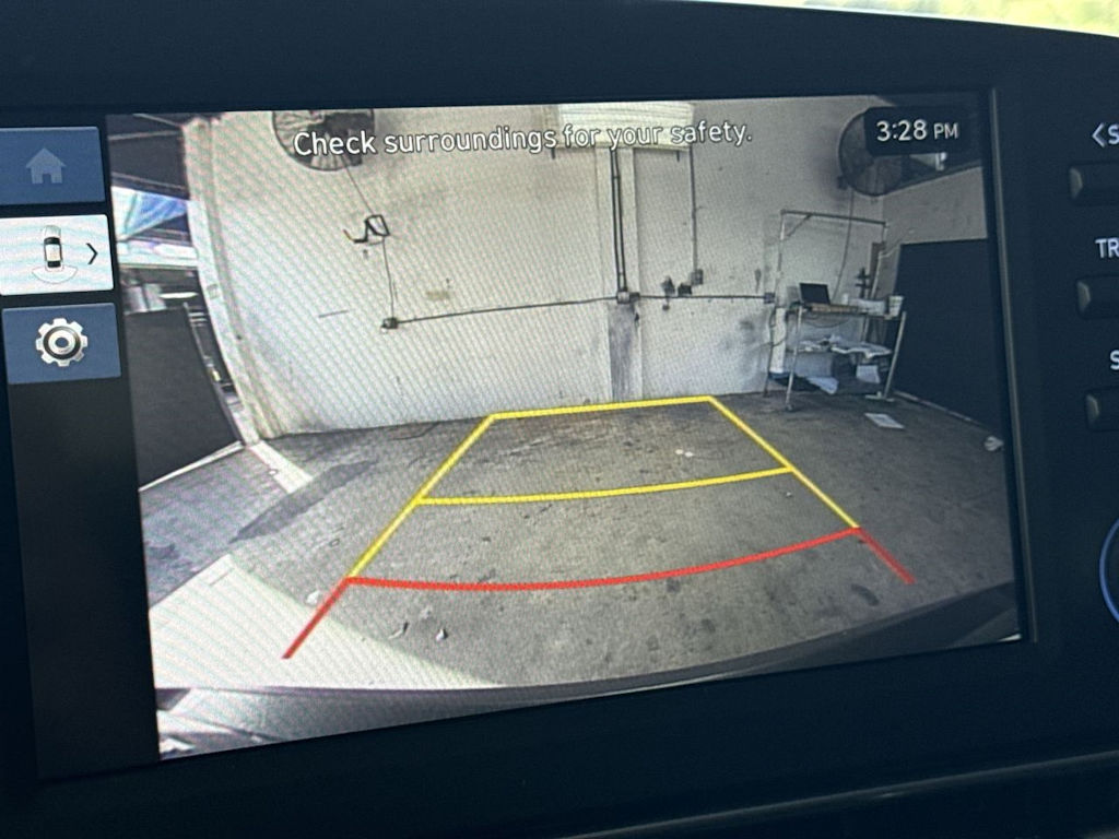 Thumbnail: 2025 Hyundai Elantra - 14