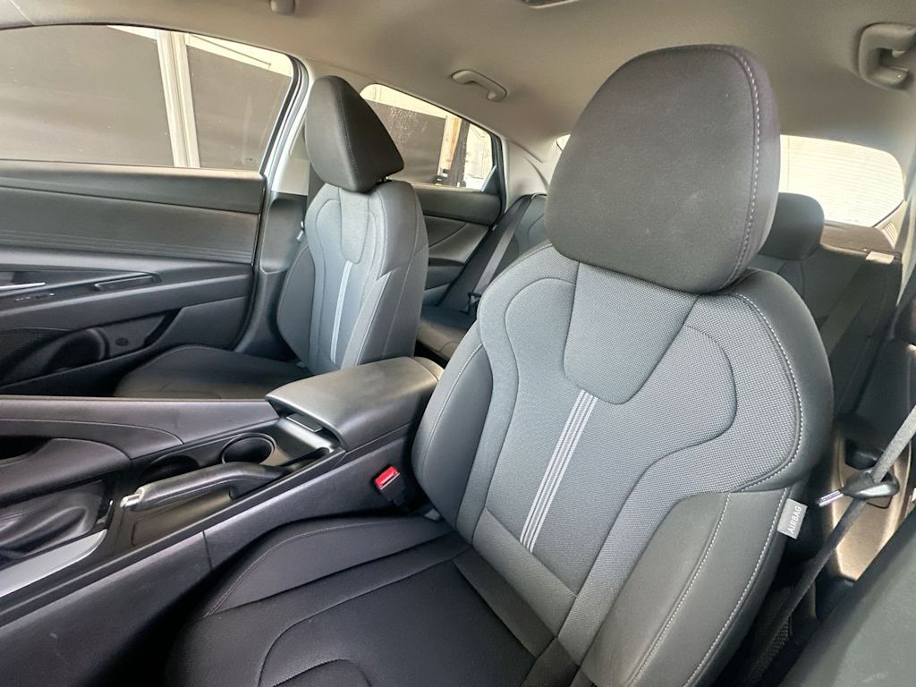 Thumbnail: 2026 Hyundai Elantra - 10