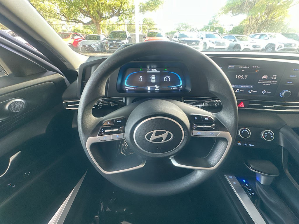 Thumbnail: 2026 Hyundai Elantra - 9