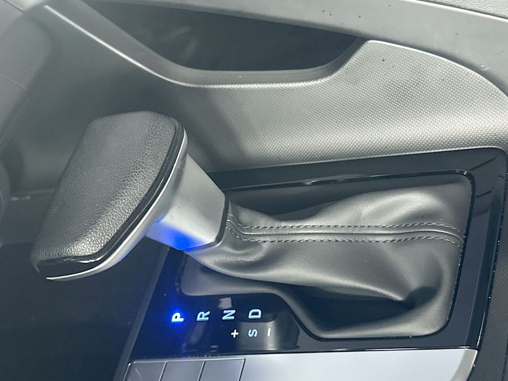 Thumbnail: 2026 Hyundai Elantra - 15