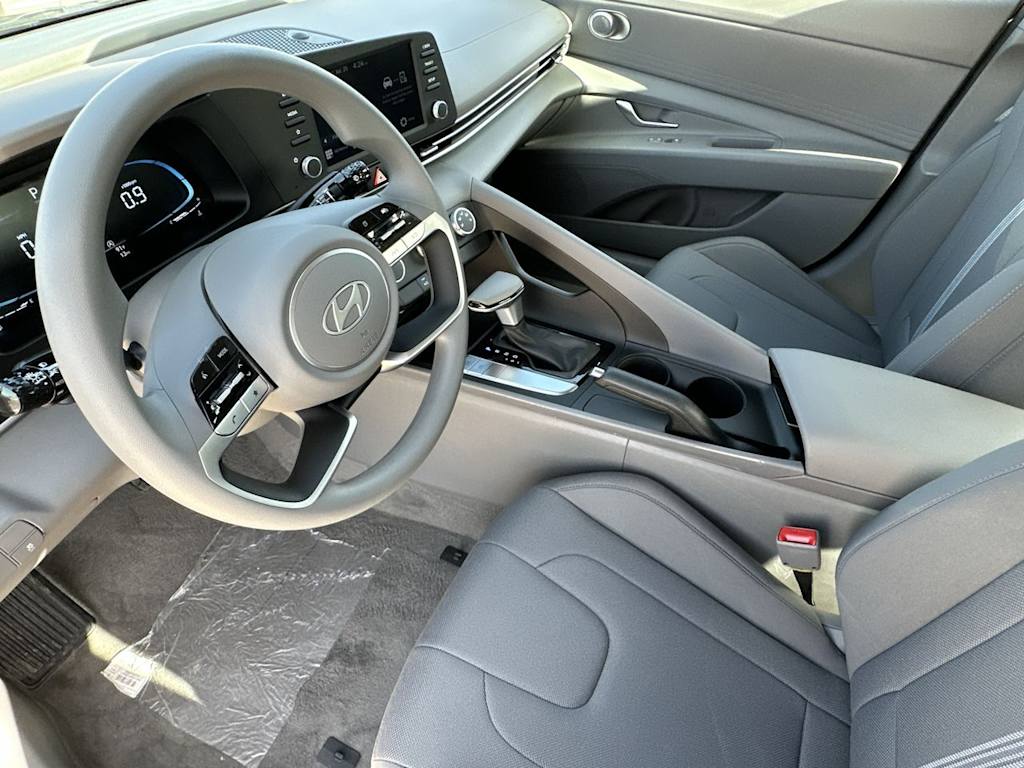 Thumbnail: 2025 Hyundai Elantra - 2