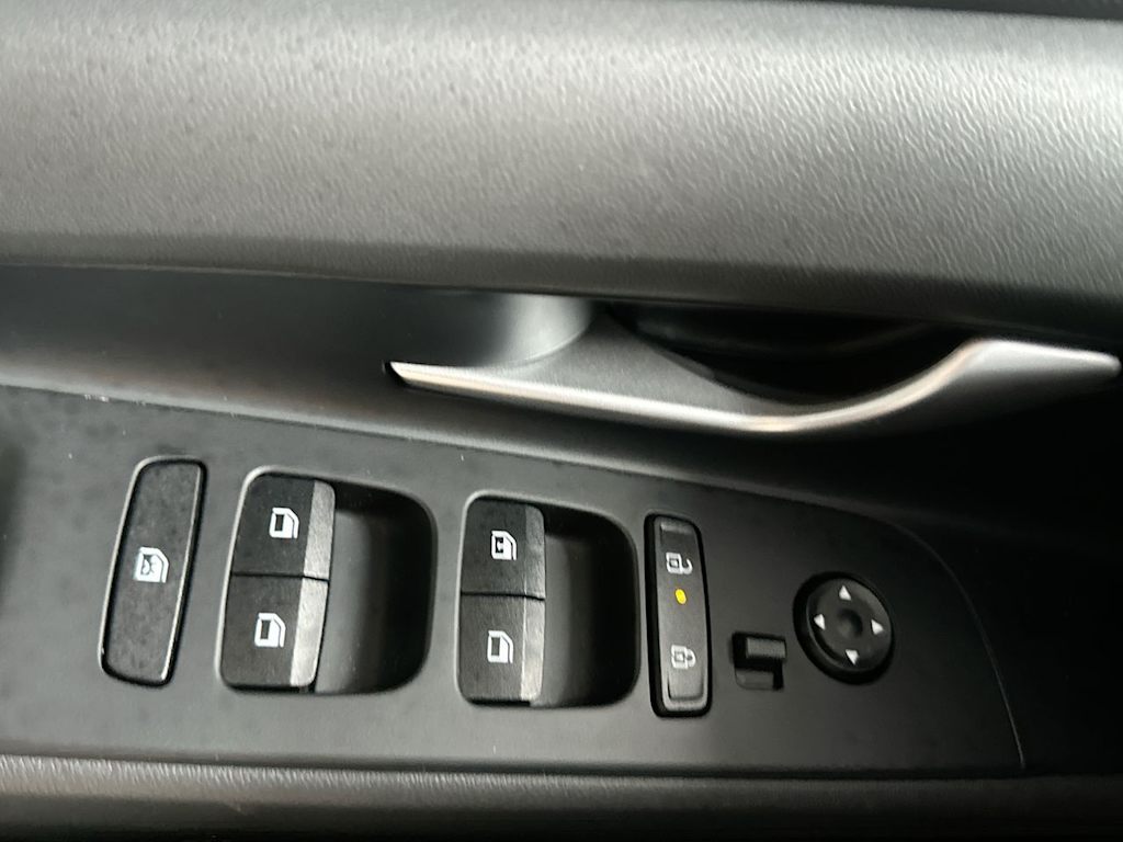 Thumbnail: 2026 Hyundai Elantra - 24