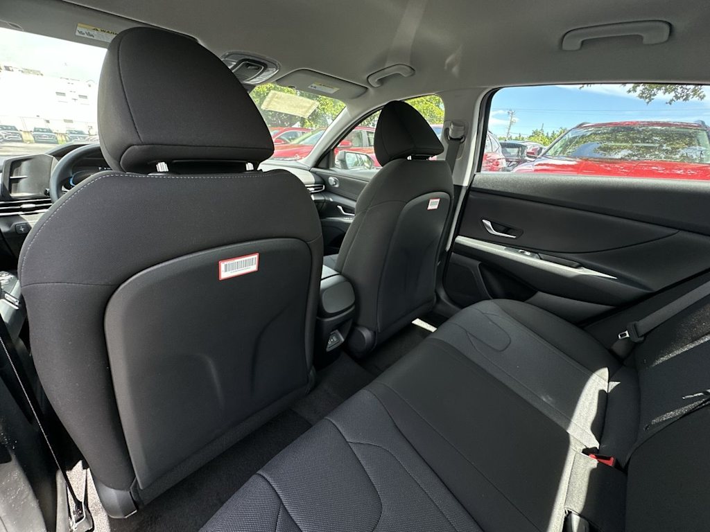 Thumbnail: 2025 Hyundai Elantra - 28