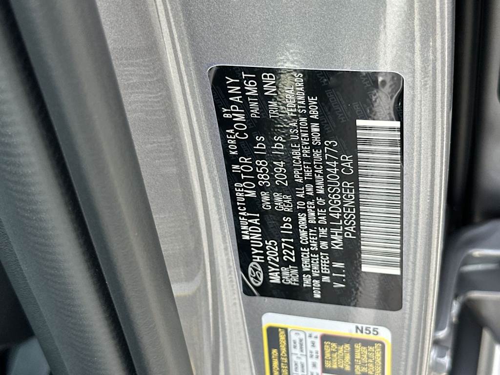 Thumbnail: 2025 Hyundai Elantra - 17