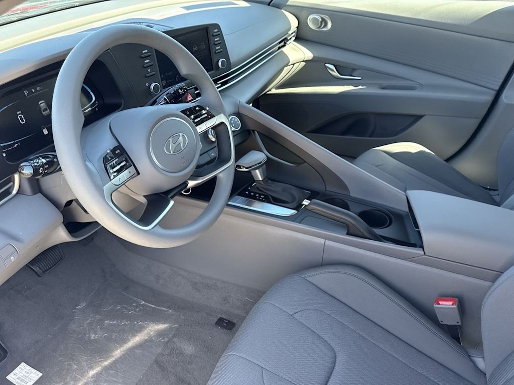 Thumbnail: 2025 Hyundai Elantra - 2