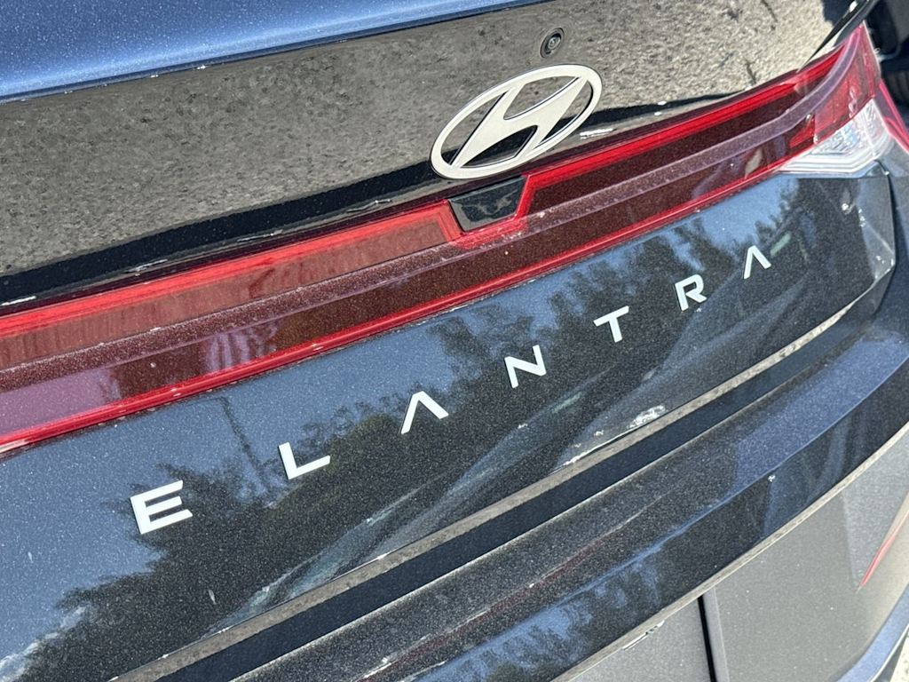 Thumbnail: 2025 Hyundai Elantra - 7