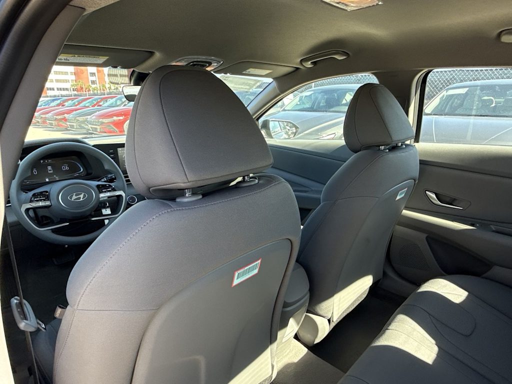 Thumbnail: 2025 Hyundai Elantra - 12