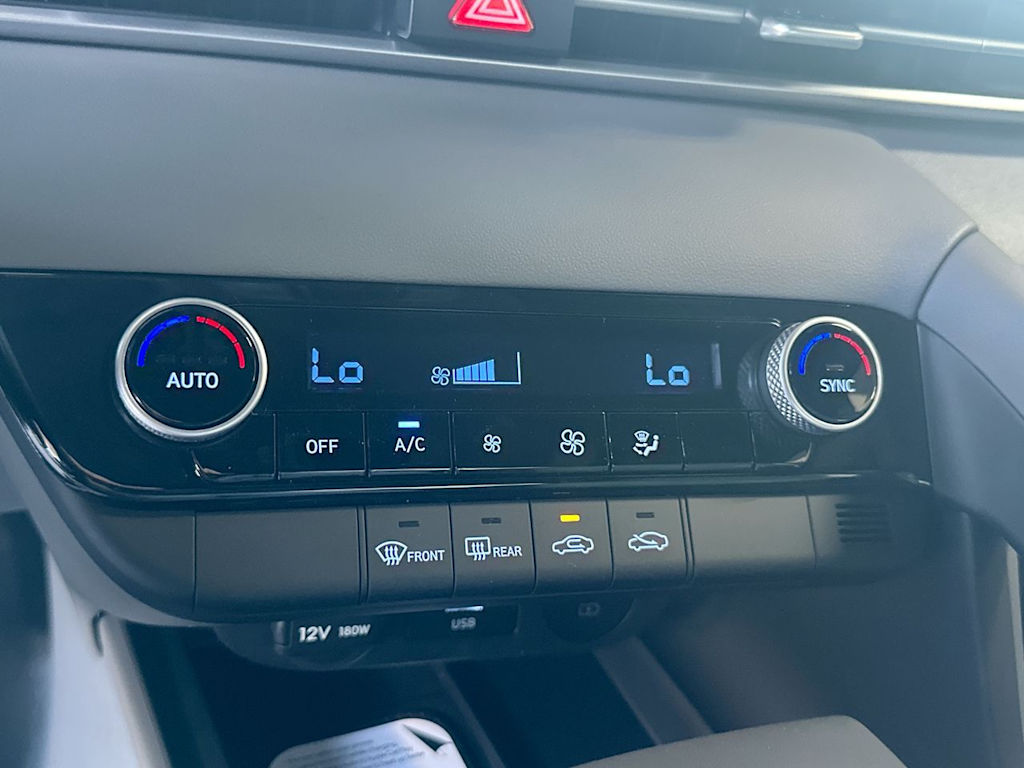 Thumbnail: 2026 Hyundai Elantra - 25
