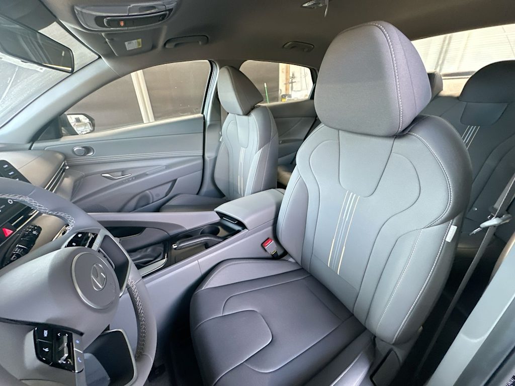 Thumbnail: 2026 Hyundai Elantra - 11