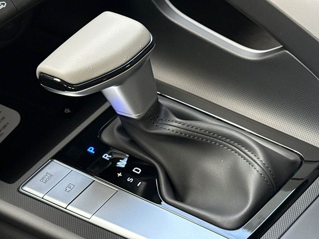 Thumbnail: 2026 Hyundai Elantra - 15