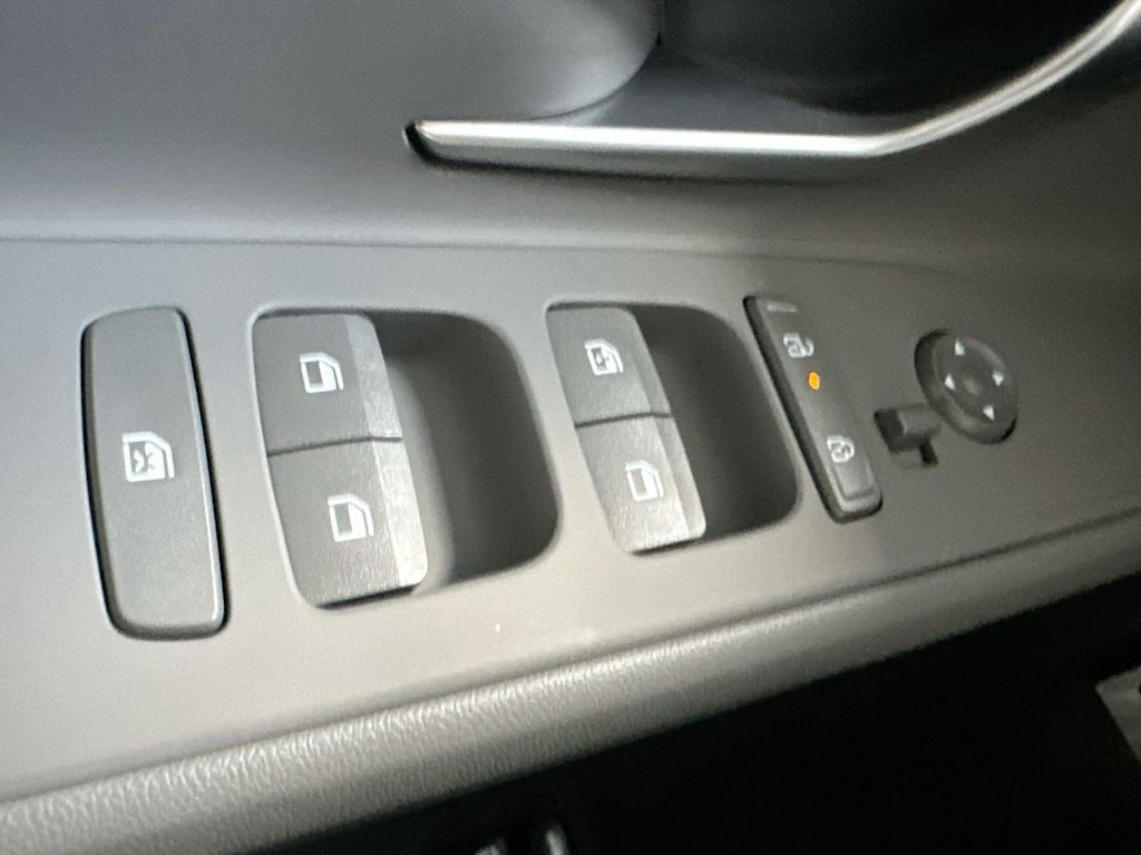 Thumbnail: 2026 Hyundai Elantra - 25