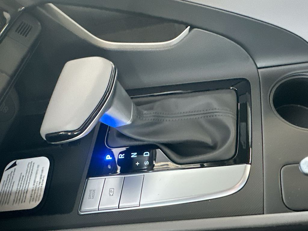 Thumbnail: 2026 Hyundai Elantra - 16