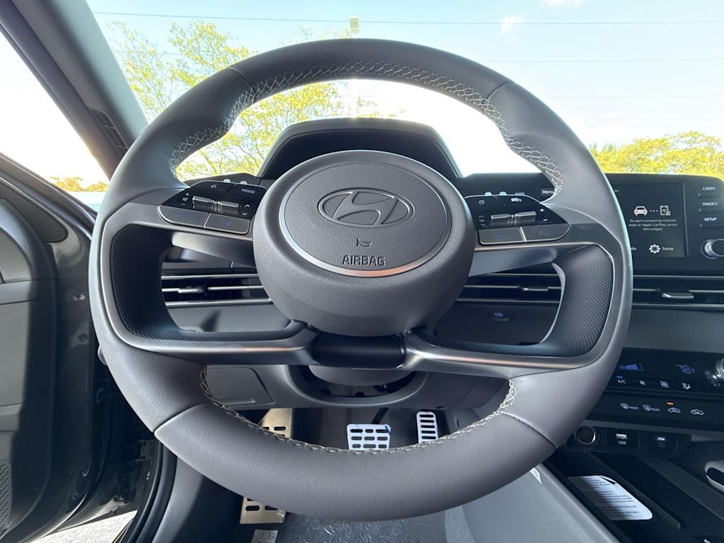 Thumbnail: 2026 Hyundai Elantra - 10