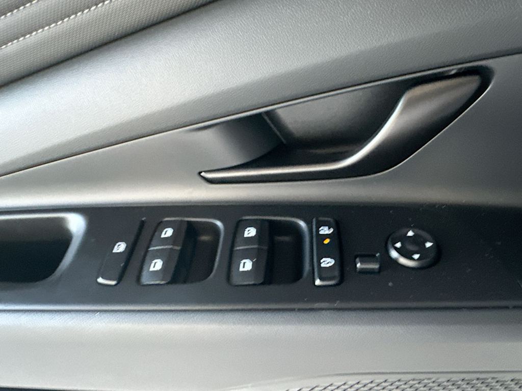 Thumbnail: 2026 Hyundai Elantra - 24