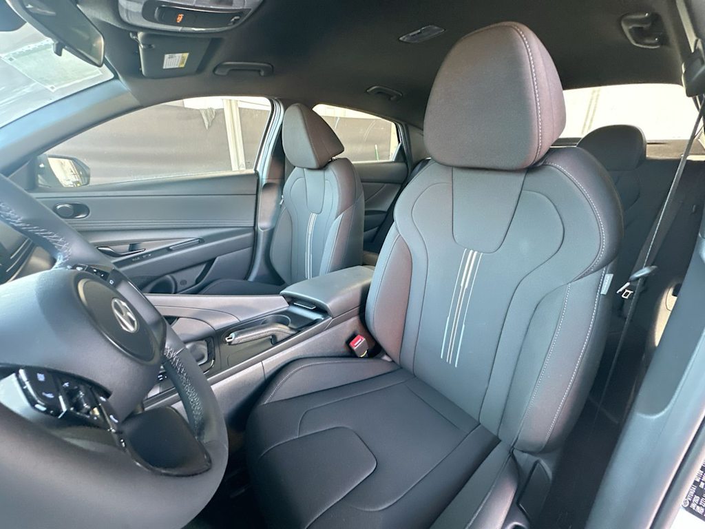 Thumbnail: 2026 Hyundai Elantra - 10