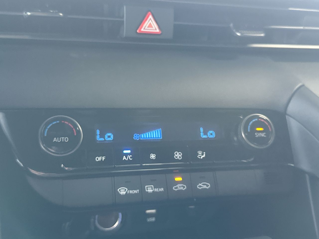 Thumbnail: 2026 Hyundai Elantra - 25