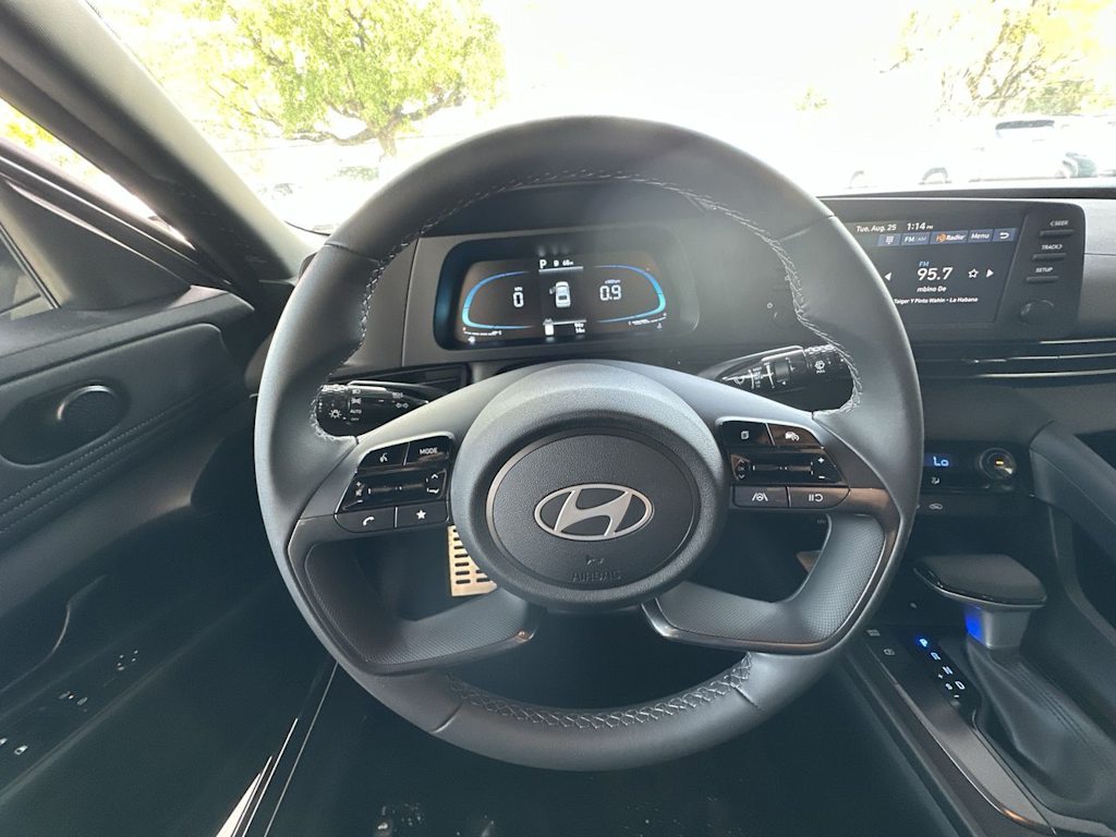 Thumbnail: 2026 Hyundai Elantra - 9