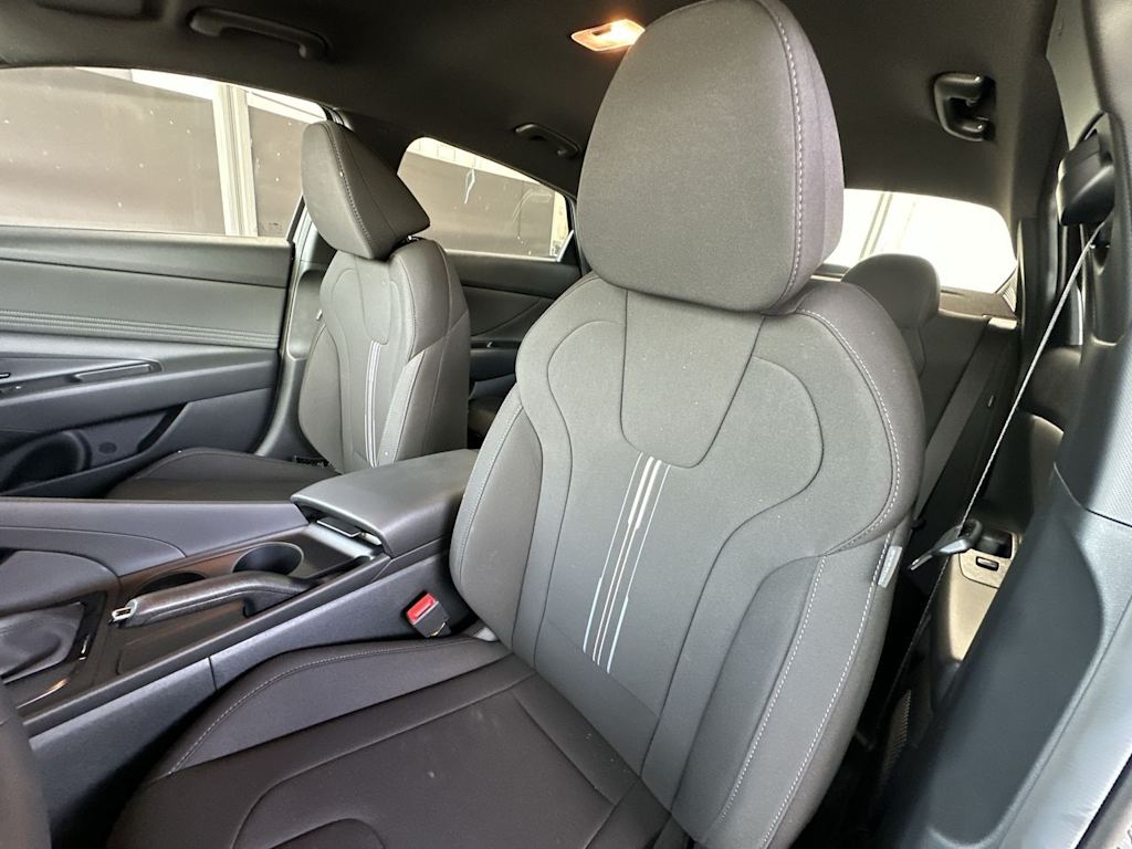 Thumbnail: 2026 Hyundai Elantra - 10